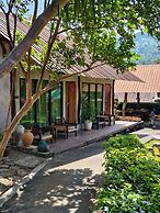 Phakphing Erawan Homestay