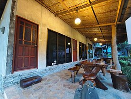 Phakphing Erawan Homestay
