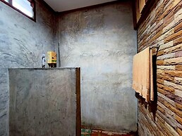 Phakphing Erawan Homestay