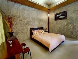 Phakphing Erawan Homestay