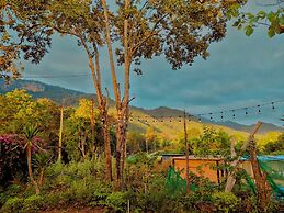 Phakphing Erawan Homestay
