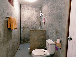 Phakphing Erawan Homestay