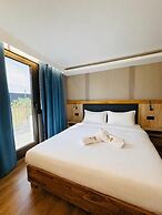 Mooncity Hotel & Boardinghouse