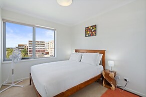 Relaxed 2br, 2bth Apartment With Balcony & Parking