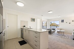 Relaxed 2br, 2bth Apartment With Balcony & Parking