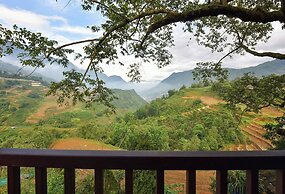 Chapa Ecolodge