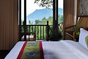 Chapa Ecolodge