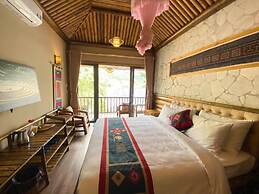 Chapa Ecolodge