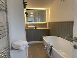 Samphire House
