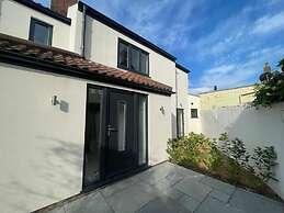 Samphire House