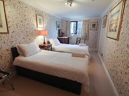 Winston Lodge