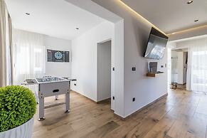 Beachfront luxury villa Vinisce