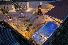 Beachfront luxury villa Vinisce