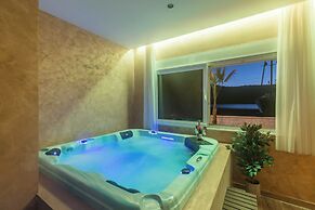 Beachfront luxury villa Vinisce