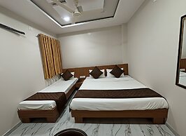 HOTEL LOTO CENTRAL UJJAIN STATION