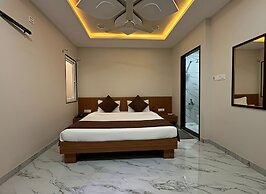 HOTEL LOTO CENTRAL UJJAIN STATION