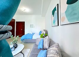Luxury Brand New Studio