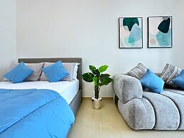 Luxury Brand New Studio