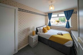 Spacious 3 Bedroom Home in Westhoughton