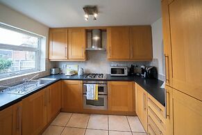 Spacious 3 Bedroom Home in Westhoughton
