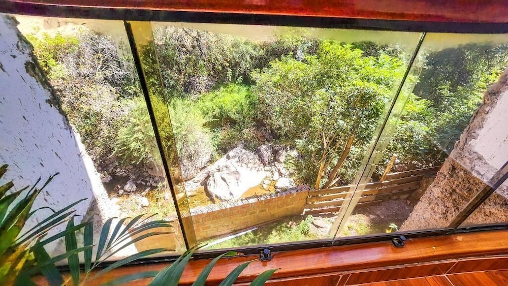 Peru Quechua's Lodge Riverside