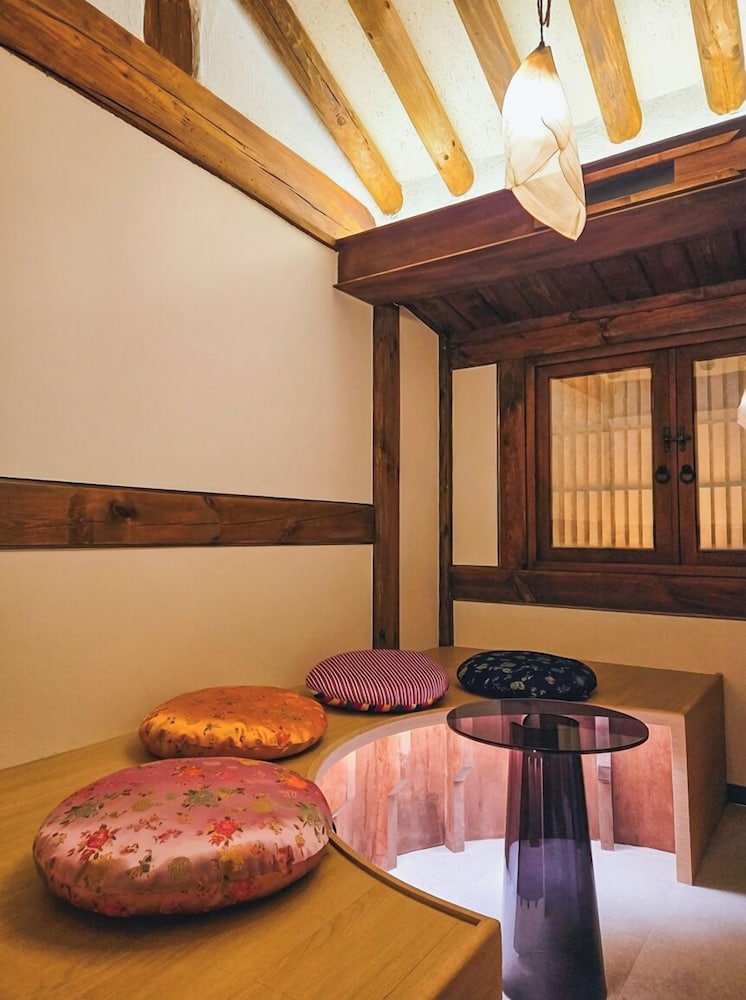 Seoul Hanok Stay Circle