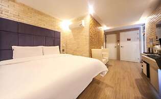 Plaire Hotel
