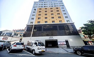 Plaire Hotel
