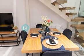 Bloomfields Stylish 2BR in Oasis Mas
