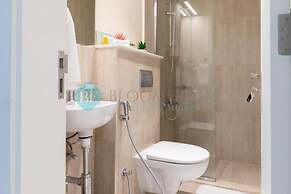 Bloomfields Stylish 2BR in Oasis Mas