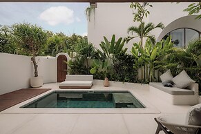 Suasana by AYA