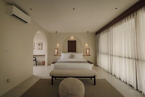 Suasana by AYA