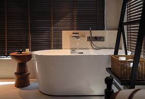 CHUN LIN BOUTIQUE HOTEL