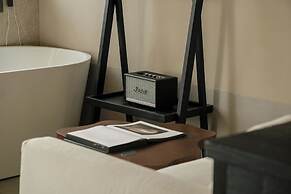 CHUN LIN BOUTIQUE HOTEL