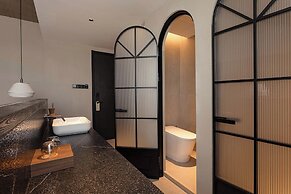 CHUN LIN BOUTIQUE HOTEL