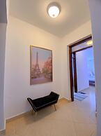 The La Mera Beach Apartments