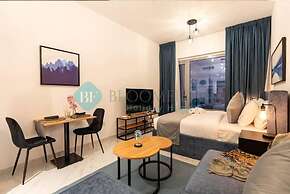 Bloomfields Furnished STU in Oasis M