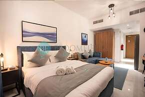 Bloomfields Furnished STU in Oasis M