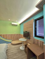 Yours Inn Luodong
