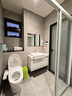 Yours Inn Luodong