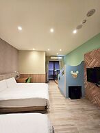 Yours Inn Luodong