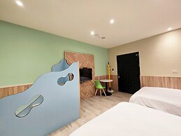 Yours Inn Luodong