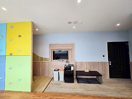 Yours Inn Luodong
