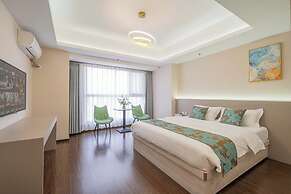 Sunlight Apartment-Color TV Tower