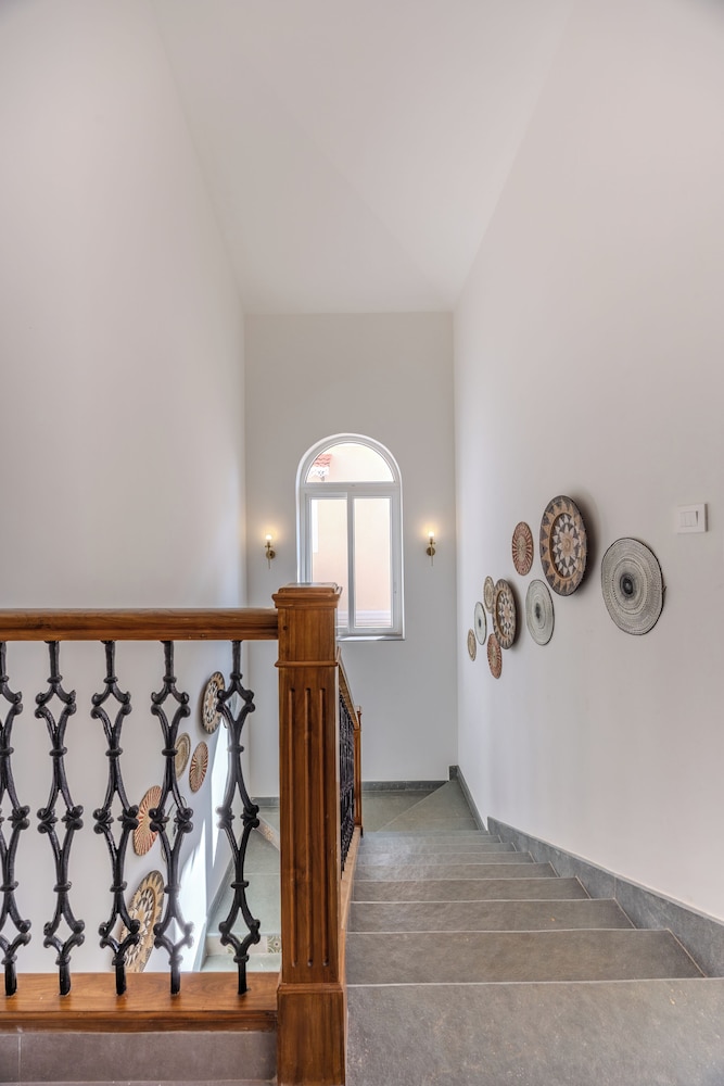 ELIVAAS Cygnus 4BHK With Pvt Pool