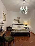 Levante Camere