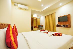 Hotel Rajdhani Inn & Suites