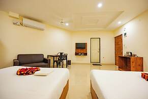 Hotel Rajdhani Inn & Suites