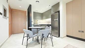Cloud Tower 1br With Parking Pool Gym