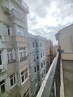 Frame Luxury Apartments